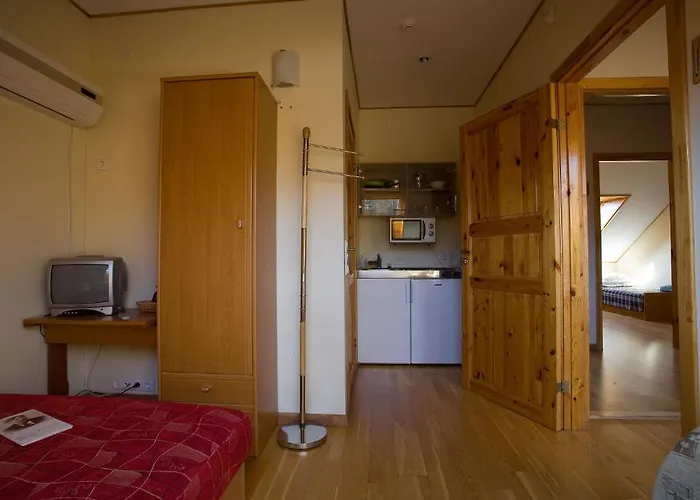 Island Guest house 4*